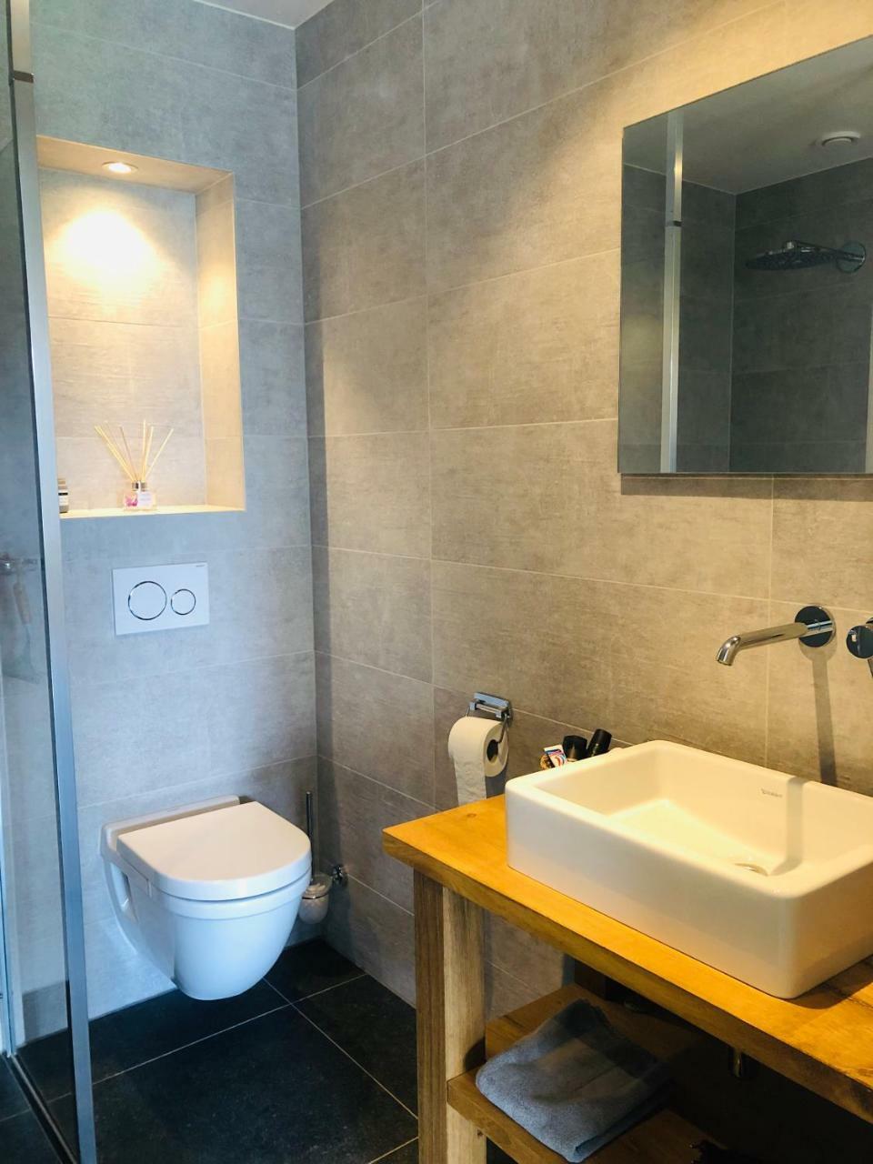 Vakantie Appartementen De Bonte Kraai Raamsdonk Exterior foto