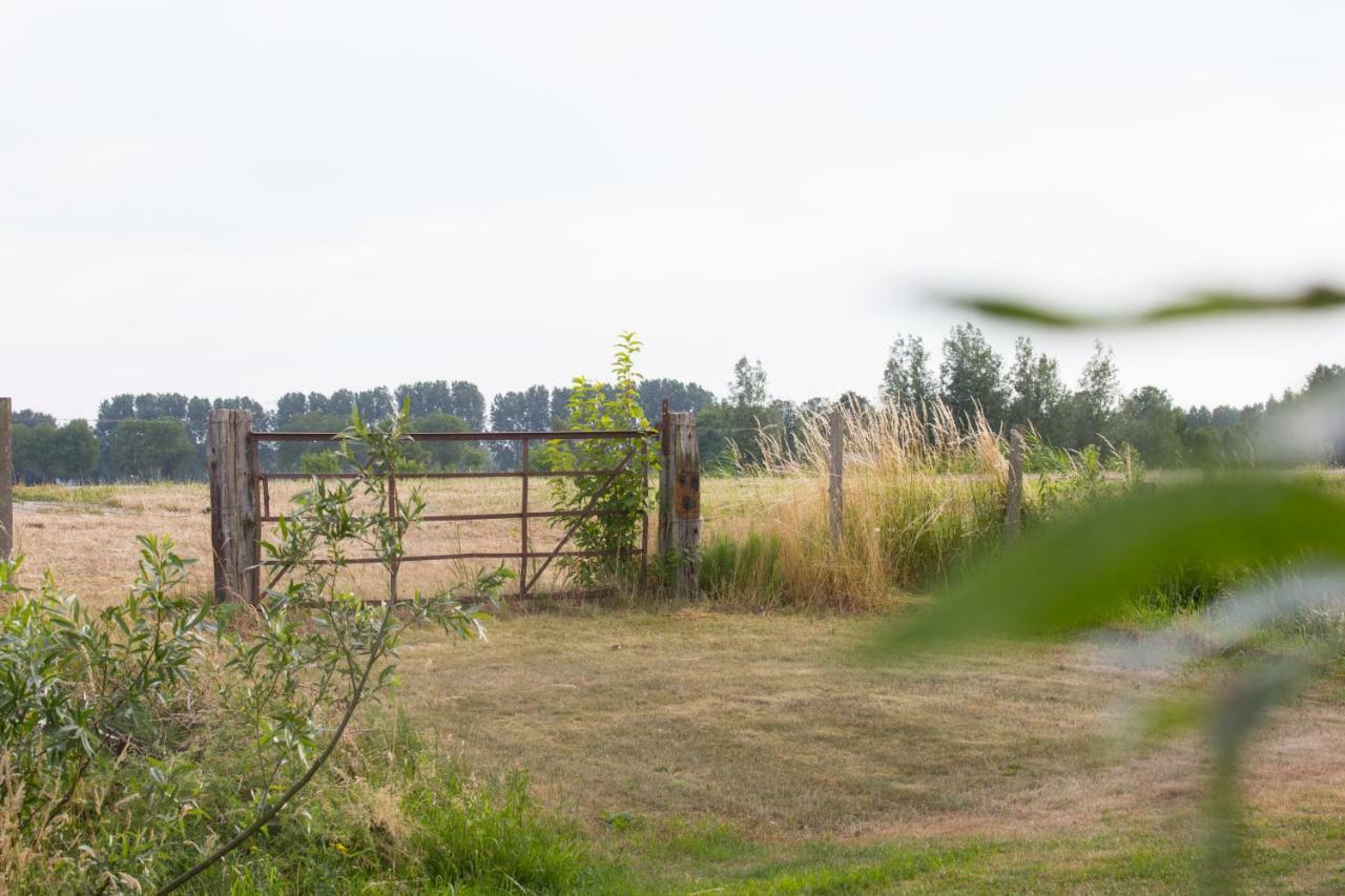Vakantie Appartementen De Bonte Kraai Raamsdonk Exterior foto